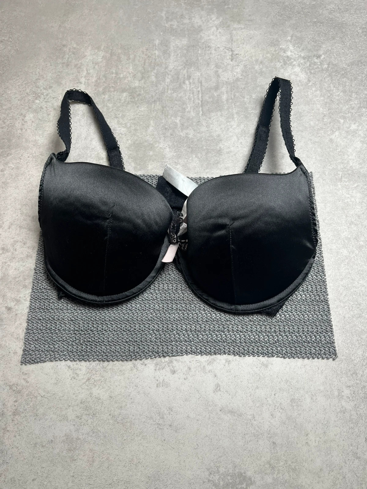 Soutien gorge noir taille 90C