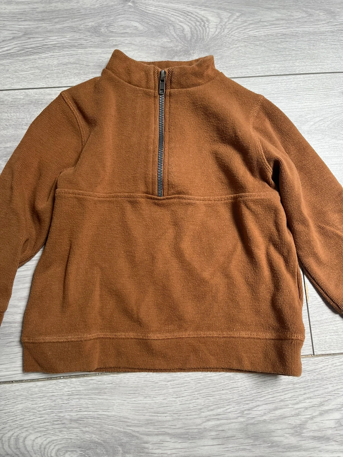 Pull marron
