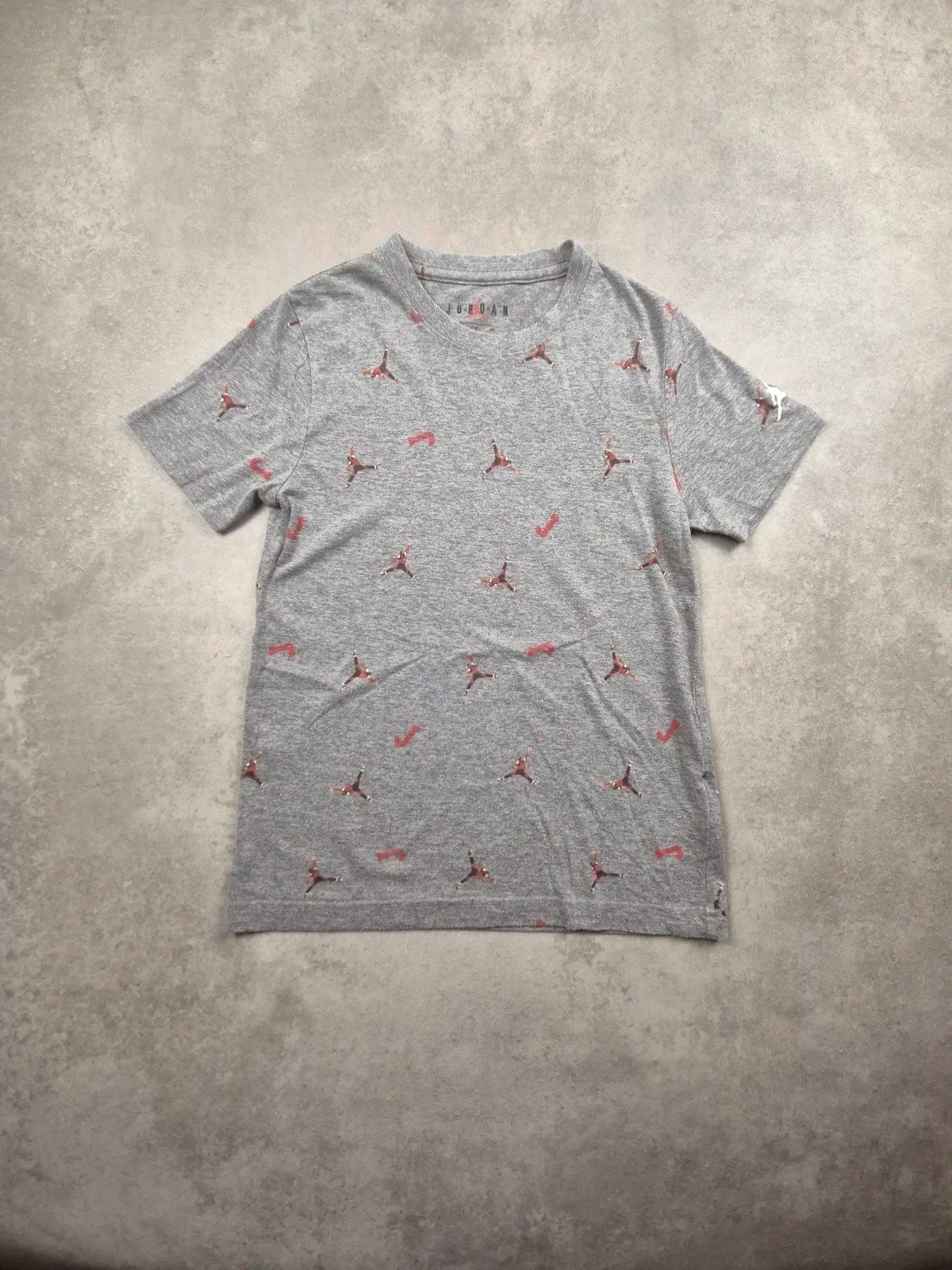 Tee-shirt Jordan Gris taille 8A RG5