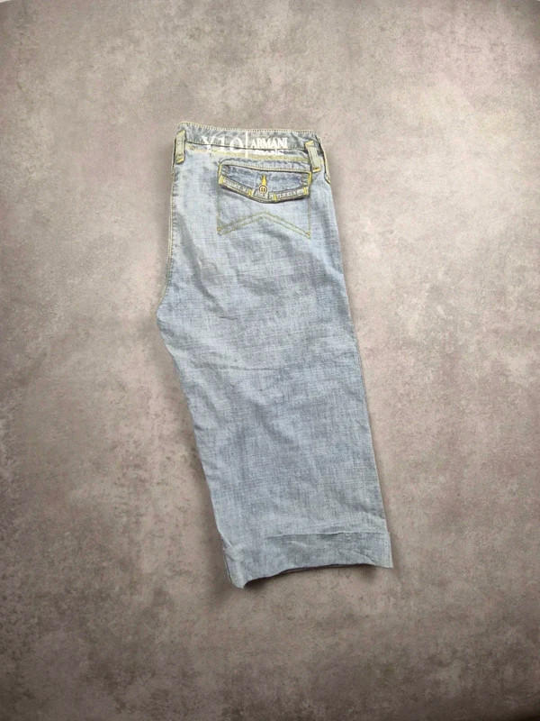 Short en jean Armani jeans Bleu taille 36 ARM203