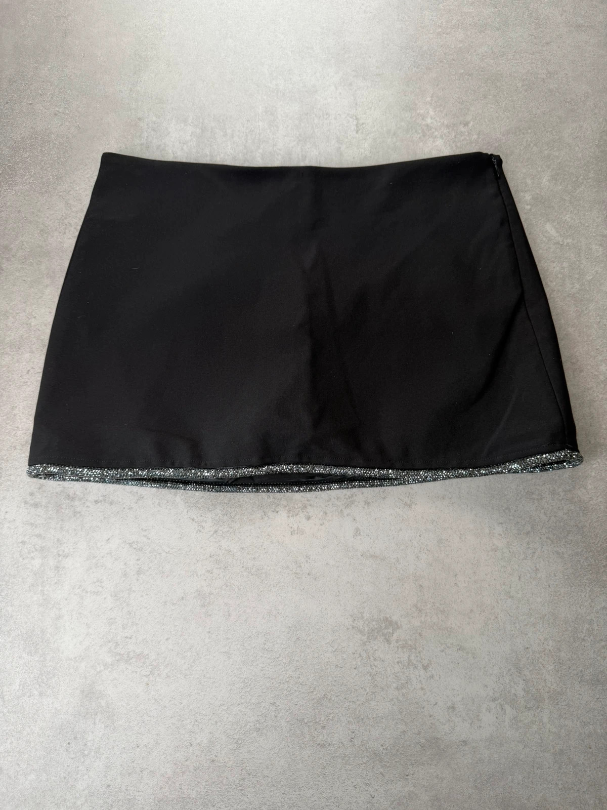 Jupe Zara noire strass taille S JZA076