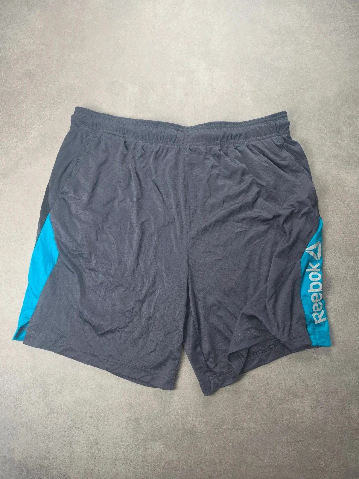 Short de sport Reebok gris bleu 2XL SHT0549
