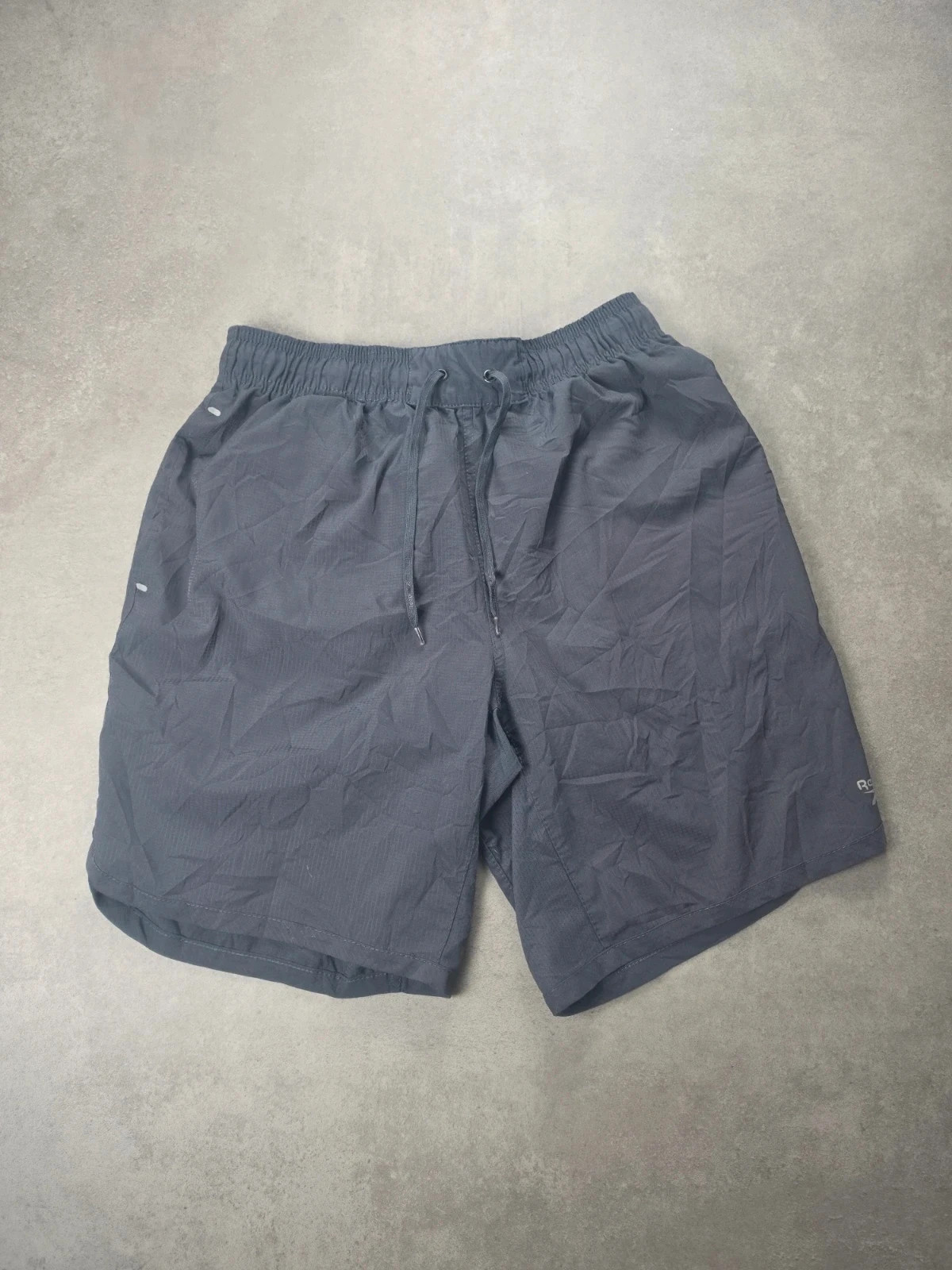Short Reebok gris taille M SHT0547